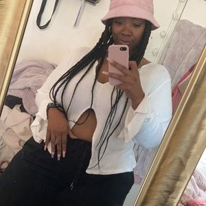 Meet your Posher, Cherelle